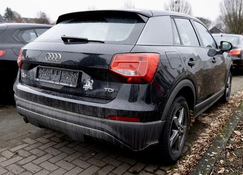 Usata Audi Q2 Basis 116 CV (85 kW) 2017 Nero SUV