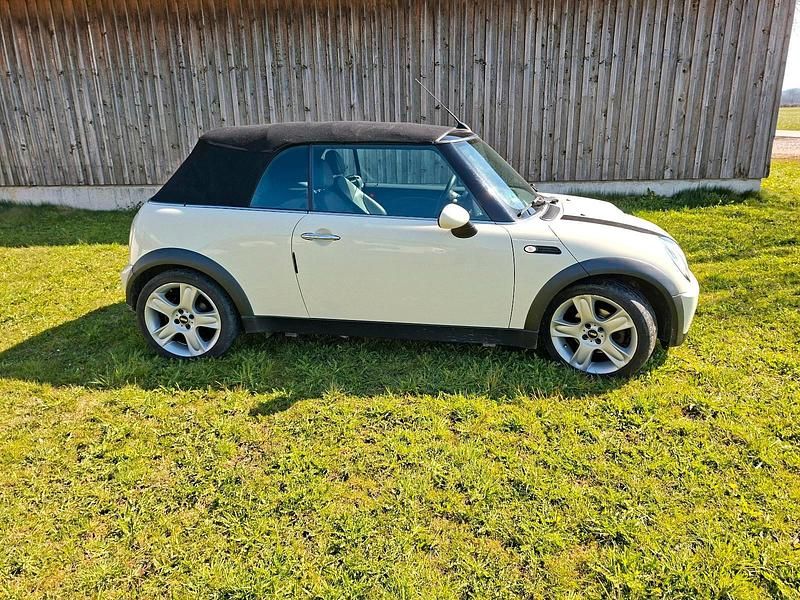 Second-hand Mini Cooper Cabriolet 116 CP (85 kW) 2006 Alb Cabrio