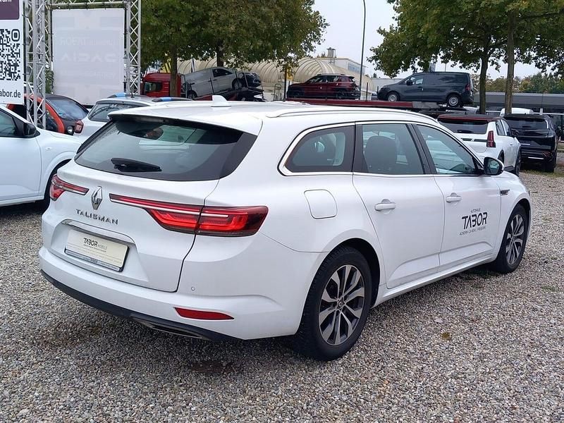 Gebraucht Renault Talisman GrandTour Zen 159 PS (116 kW) 2022 Gletscherweiss Kombi