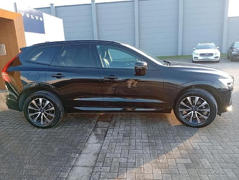 Gebraucht Volvo XC60 Plus 250 PS (183 kW) 2025 Onyx black / metallic SUV