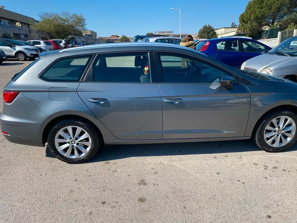 Gebraucht Seat Leon 120 PS (88 kW) 2017 Grau Kombi