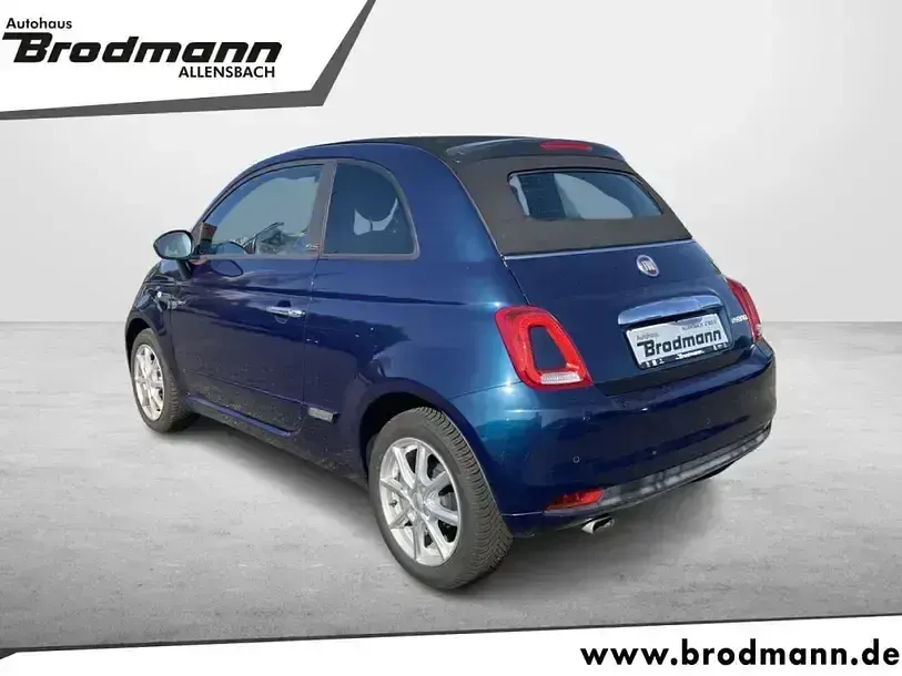 Gebraucht Fiat 500 Lounge 69 PS (50 kW) 2020 Blau Cabrio