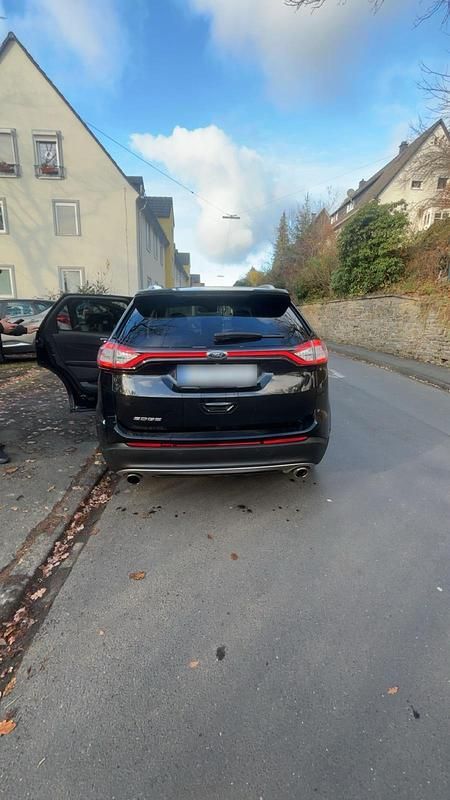 Gebraucht Ford Edge 210 PS (154 kW) 2015 Schwarz SUV