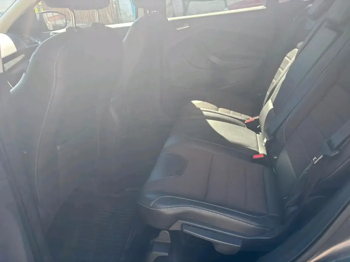 Gebraucht Ford Kuga 150 PS (110 kW) 2015 Grau SUV