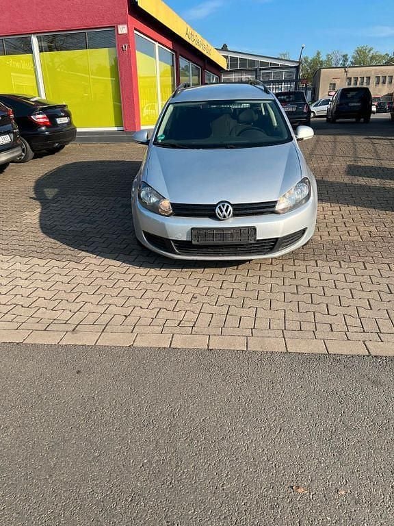 Silber Gebraucht 2012 VW Golf VI Trendline Kombi | 3.500 € (Guter Preis) - Bild 1/4