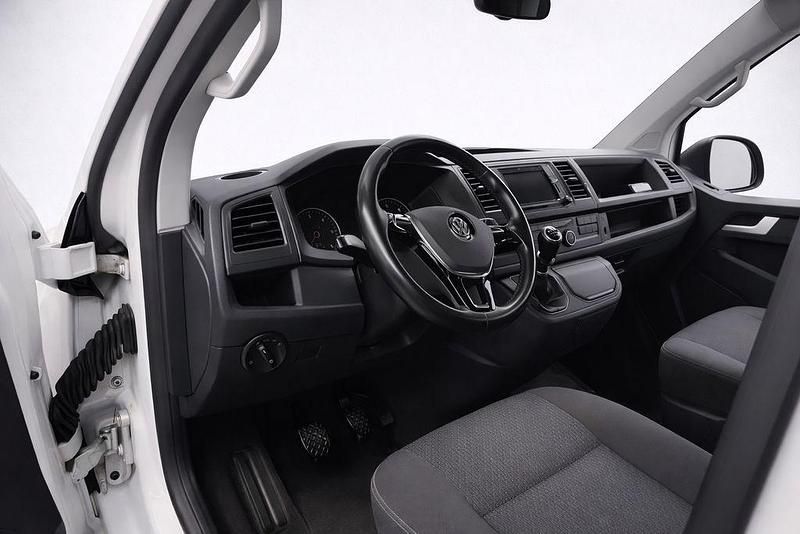 Używany VW T6 Trendline 150 KM (110 kW) 2015 Biały Van