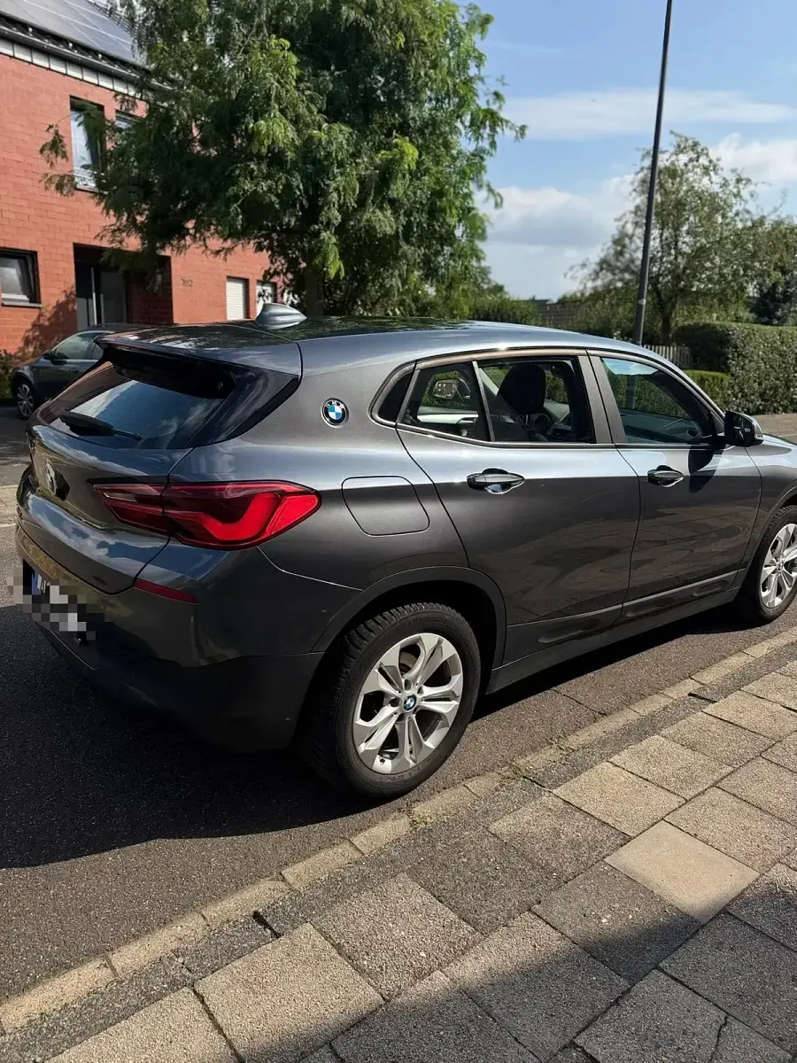 Gebraucht BMW X2 140 PS (102 kW) 2019 Grau SUV