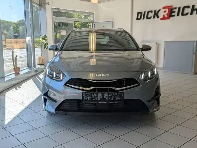 Gebraucht Kia Ceed Sportswagon Style 140 PS (102 kW) 2026 Silber Kombi