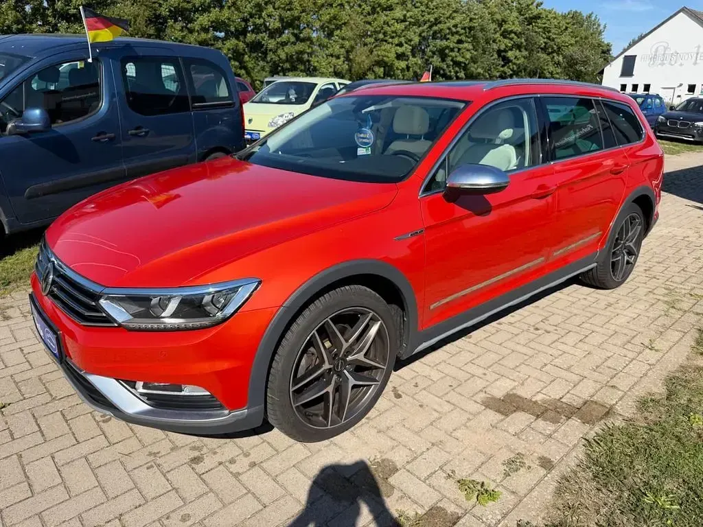 Gebraucht VW Passat Alltrack 150 PS (110 kW) 2016 Orange Kombi