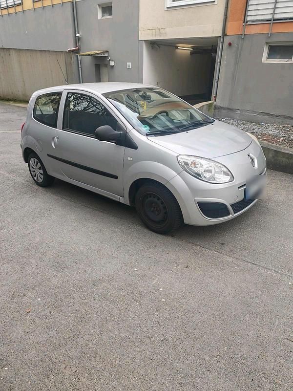 Gebraucht Renault Twingo 58 PS (42 kW) 2008 Silber Kleinwagen