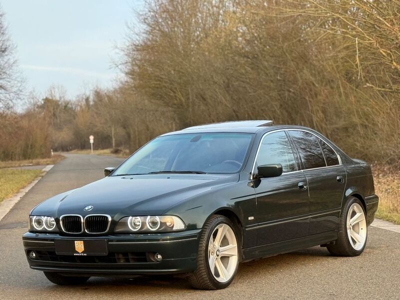 Grün Gebraucht 2003 BMW 540 Limousine | 12.999 € (Fairer Preis) - Bild 1/4