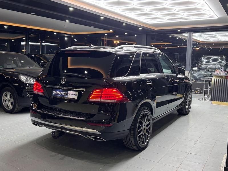 Gebraucht Mercedes GLE350 258 PS (189 kW) 2016 Schwarz SUV
