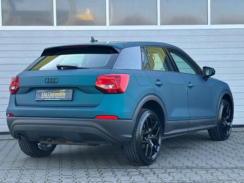 Gebraucht Audi Q2 Basis 116 PS (85 kW) 2019 Grün SUV