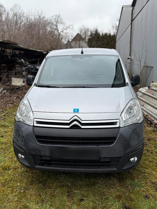Gebraucht Citroën Berlingo 49 kW (67 PS) 2017 Grau Van / Kleinbus