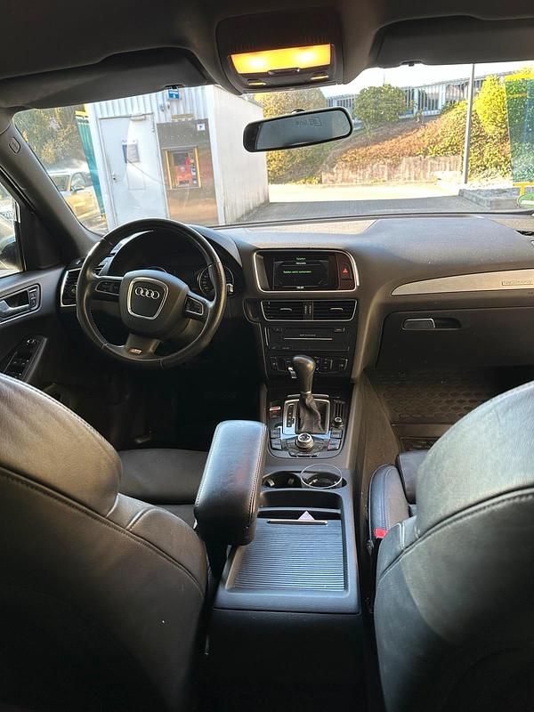 Gebraucht Audi Q5 189 PS (139 kW) 2010 Grau SUV