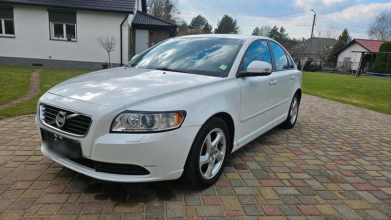 Gebraucht Volvo S40 106 PS (77 kW) 2010 Limousine