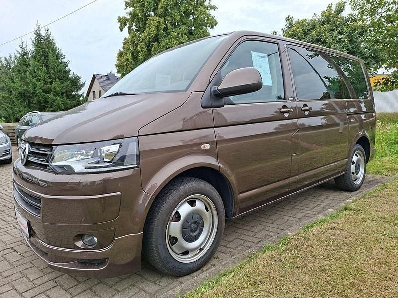 Second-hand VW T5 140 CP (102 kW) 2012 Maro Van