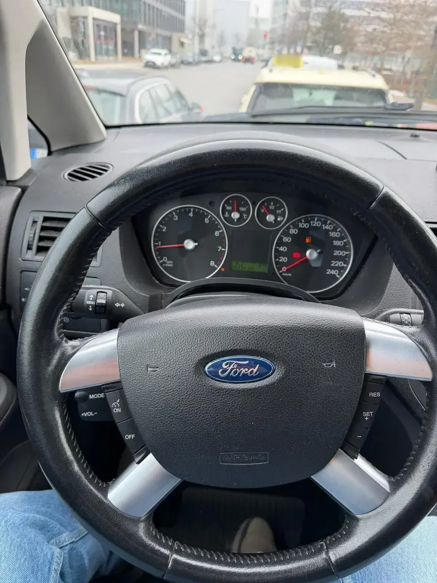 Gebraucht Ford Focus 120 PS (88 kW) 2004 Andere farben Kombi