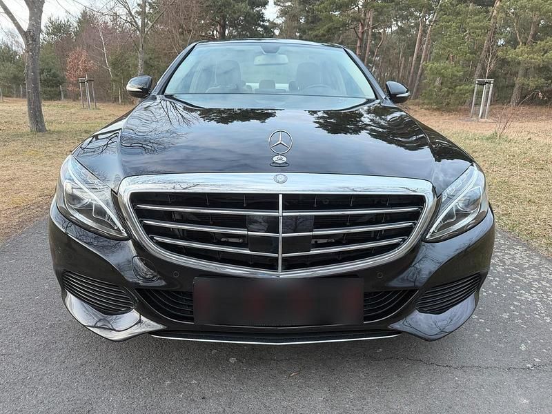 Gebraucht Mercedes C250 204 PS (150 kW) 2014 Schwarz Limousine