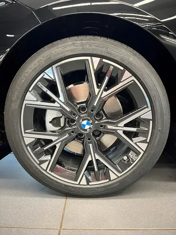 Gebraucht BMW 120 M Sport 163 PS (119 kW) 2025 Schwarz Kleinwagen