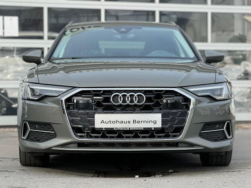 Gebraucht Audi A6 Sport 204 PS (150 kW) 2023 Chronosgrau metallic Kombi