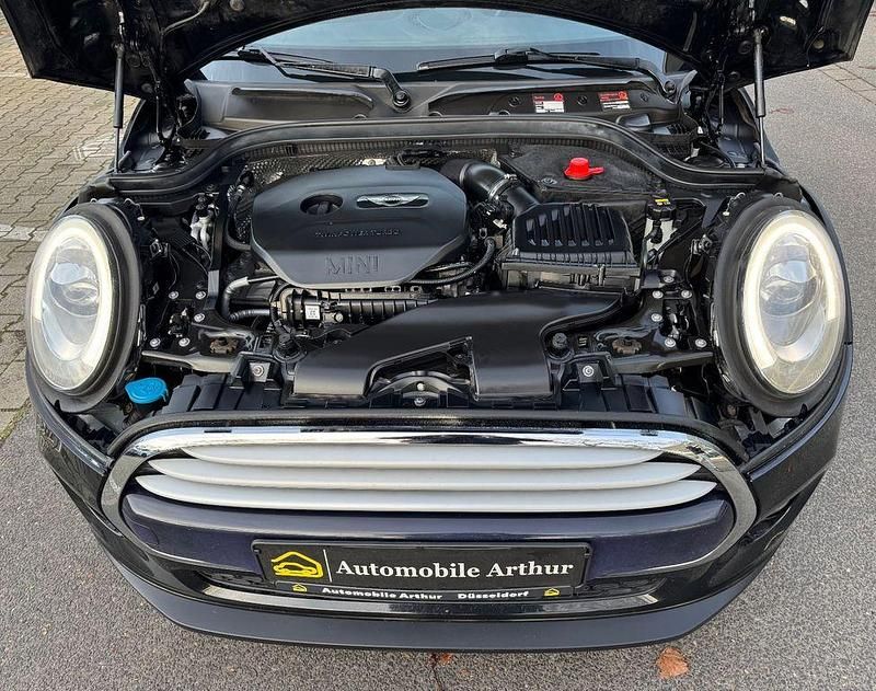 Gebraucht Mini Cooper 136 PS (100 kW) 2015 Schwarz Kleinwagen