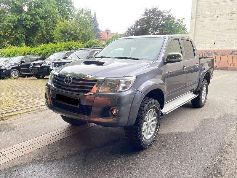 Weiß Gebraucht 2006 Toyota HiLux Abholung | 16.400 € - Bild 1/4