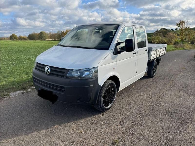 Weiß Gebraucht 2015 VW T5 Van | 16.900 € (Fairer Preis) - Bild 1/4