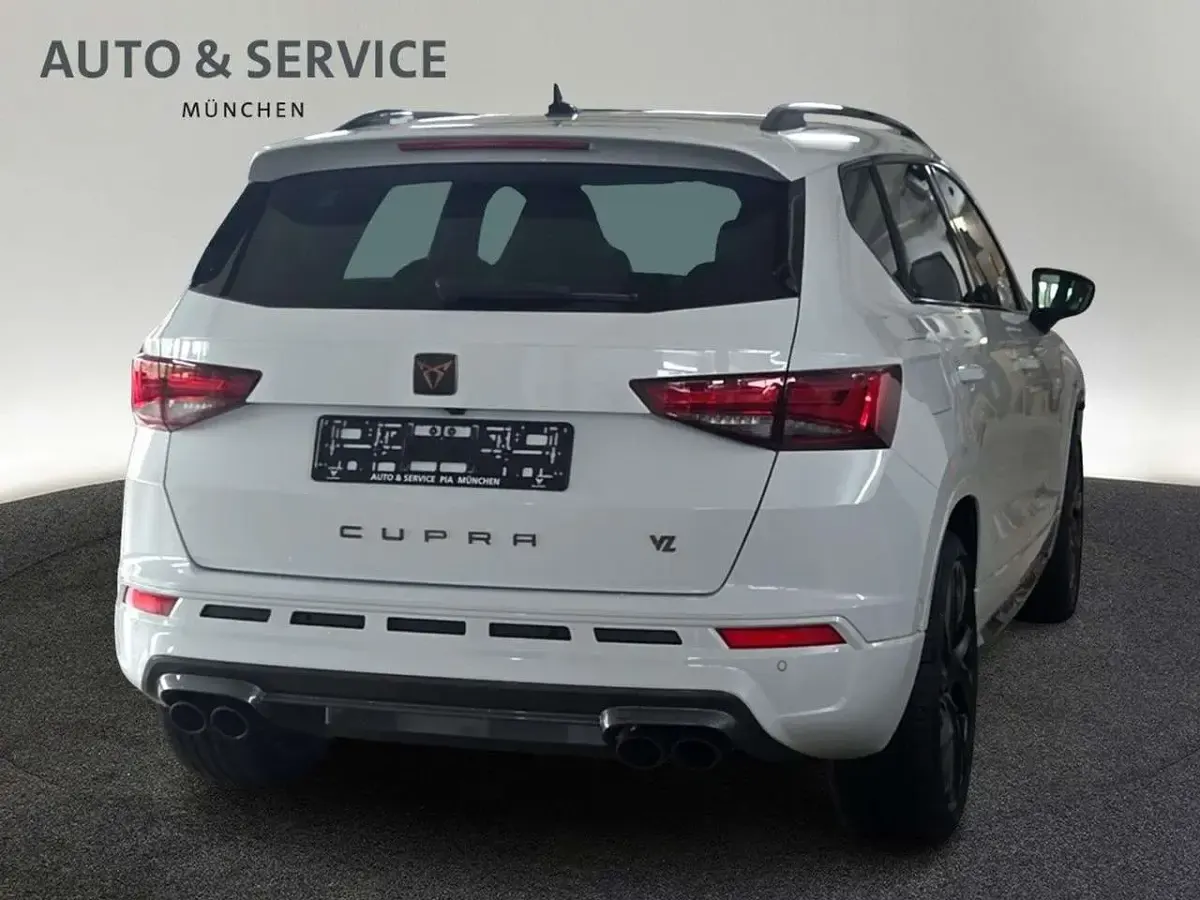 Neu Cupra Ateca VZ 300 PS (220 kW) 2026 "nevada" weiss SUV