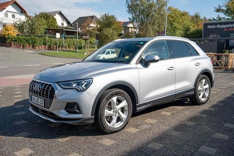 Gebraucht Audi Q3 Advanced 200 PS (147 kW) 2022 Silber SUV