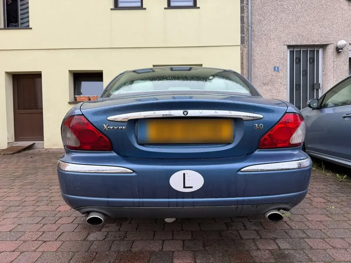 Gebraucht Jaguar X-type 230 PS (169 kW) 2001 Blau Limousine