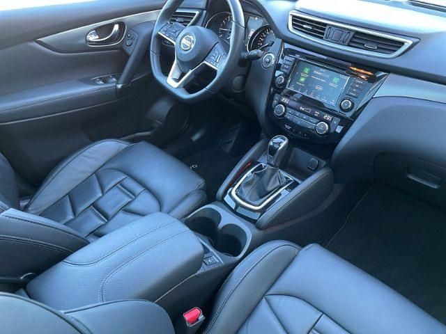 Gebraucht Nissan Qashqai Akari 158 PS (116 kW) 2021 Weiß SUV