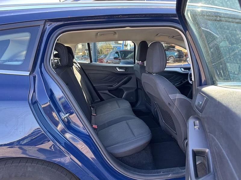 Gebraucht Ford Focus Business Edition 125 PS (91 kW) 2021 Blau Kombi