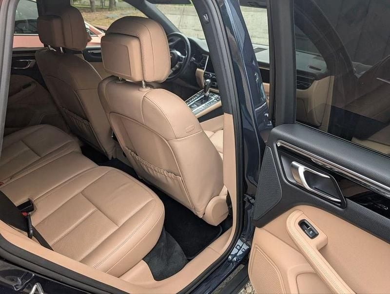 Gebraucht Porsche Macan 245 PS (180 kW) 2020 Blau SUV