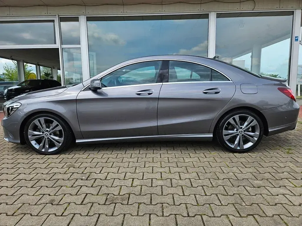 Gebraucht Mercedes CLA180 109 PS (80 kW) 2018 Grau Limousine