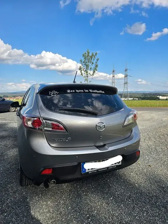 Gebraucht Mazda 3 Center-Line 105 PS (77 kW) 2010 Silber Limousine