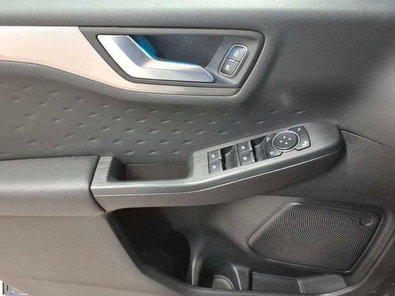 Gebraucht Ford Kuga Titanium 190 PS (139 kW) 2020 Blazer blau SUV