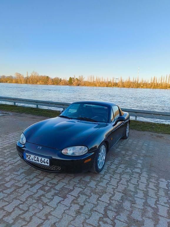 Gebraucht Mazda MX5 140 PS (102 kW) 2000 Schwarz Cabrio