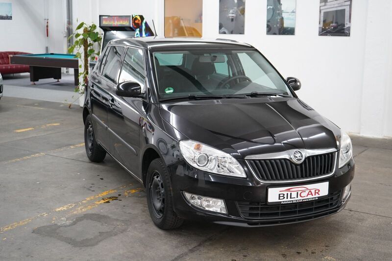 Gebraucht Skoda Fabia Fresh 86 PS (63 kW) 2013 Schwarz (schwarzmagic perleffekt) Kleinwagen