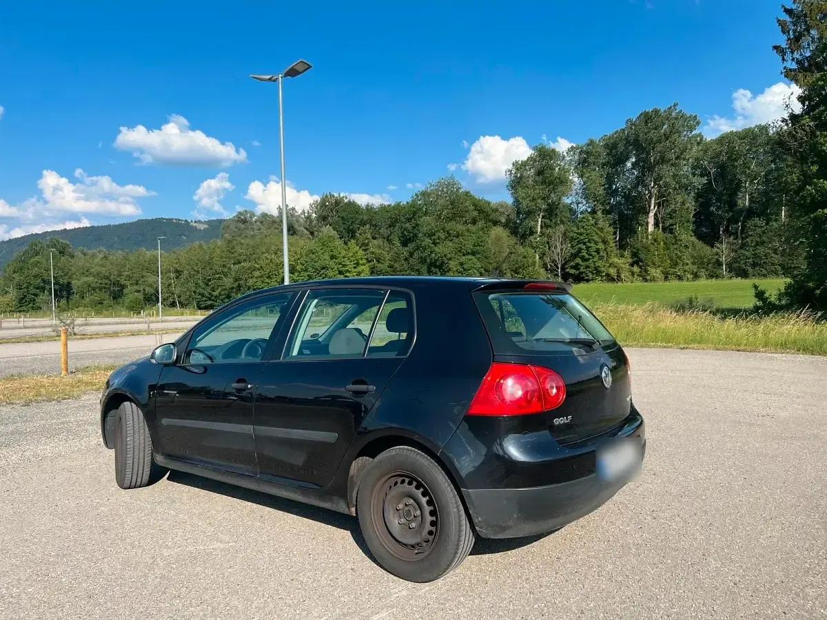 Gebraucht VW Golf V 102 PS (75 kW) 2006 Schwarz Kleinwagen