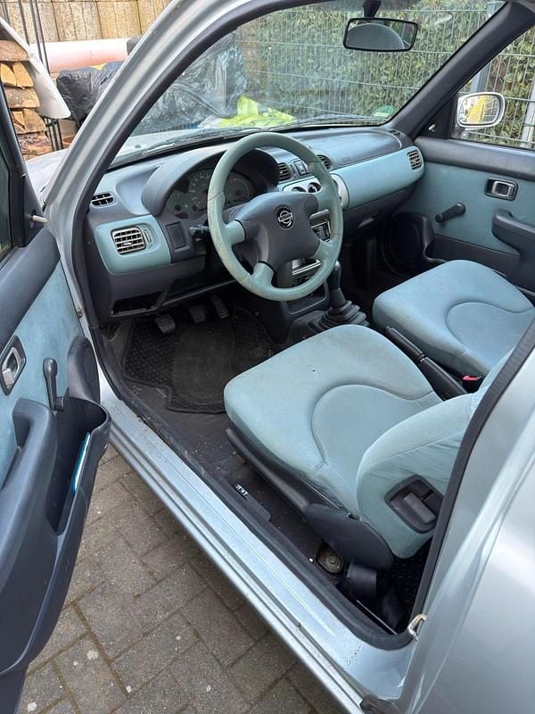 Gebraucht Nissan Micra 60 PS (44 kW) 2001 Grau Kleinwagen