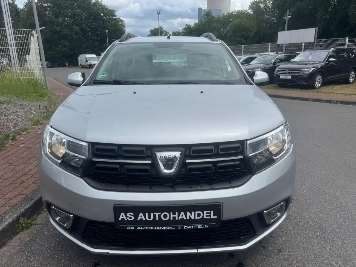 Gebraucht Dacia Logan Prestige 90 PS (66 kW) 2017 Silber Kombi