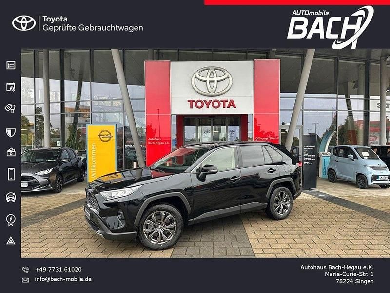 Attitude black Gebraucht 2022 Toyota RAV4 Hybrid Team SUV | 36.990 € (Fairer Preis) - Bild 1/4