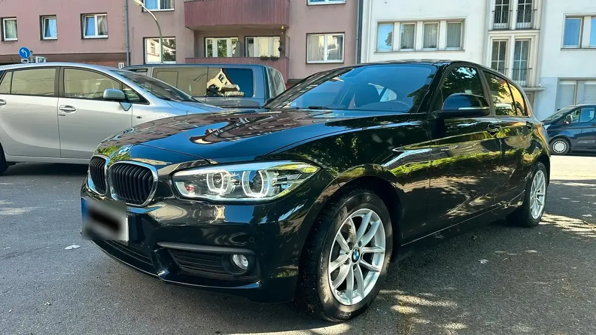 Gebraucht BMW 116 116 PS (85 kW) 2016 Schwarz Kleinwagen