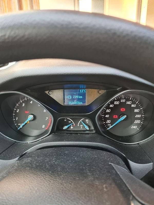 Gebraucht Ford Focus Trend 150 PS (110 kW) 2011 Schwarz Kombi