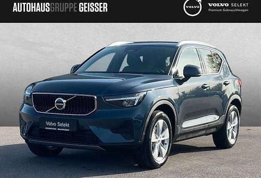 Neu Volvo XC40 Core 163 PS (119 kW) 2025 Blau SUV