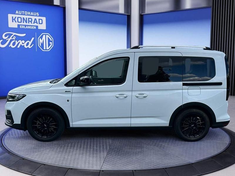 Gebraucht Ford Tourneo Connect Active 122 PS (89 kW) 2023 Frozen white Van / Kleinbus