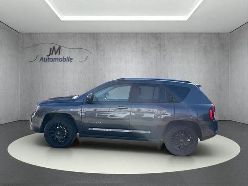 Gebraucht Jeep Compass Limited 170 PS (125 kW) 2016 Grau SUV