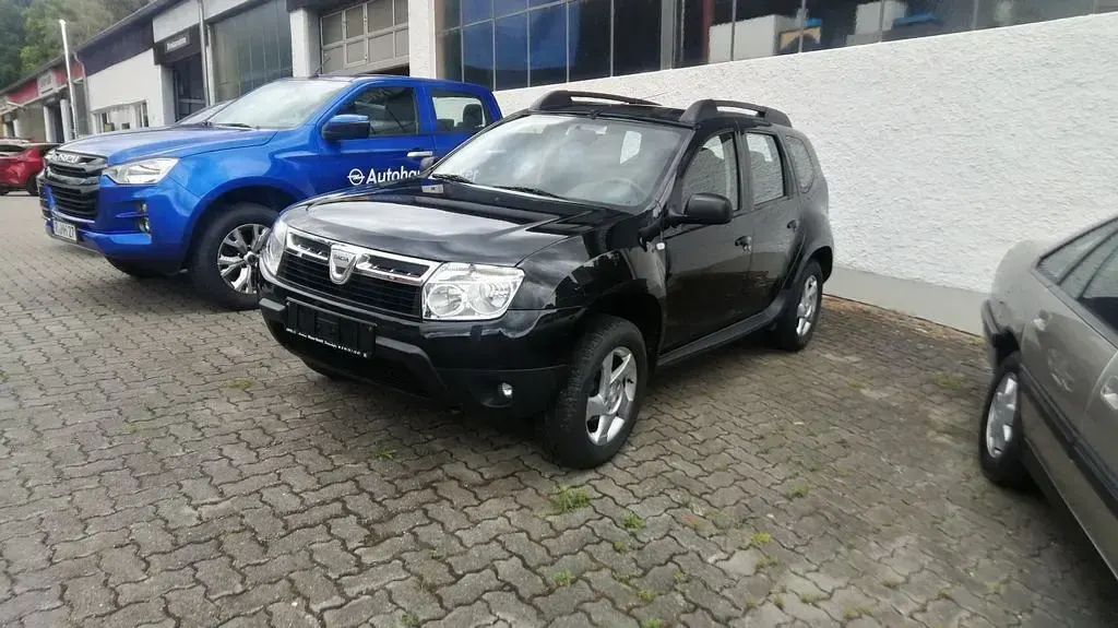 Gebraucht Dacia Duster Basis 105 PS (77 kW) 2010 Schwarz SUV