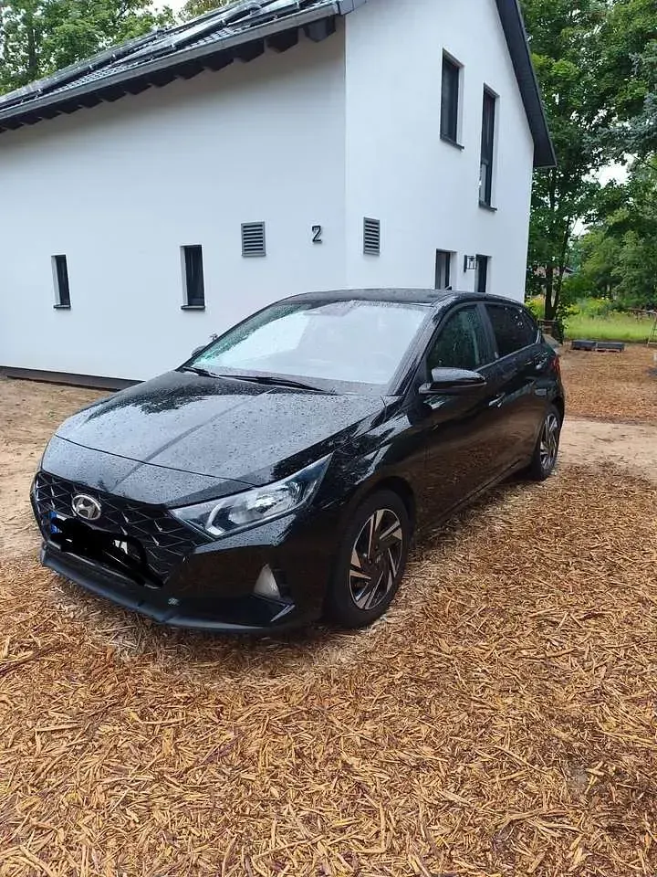 Gebraucht Hyundai i20 Edition 30 101 PS (74 kW) 2022 Schwarz Kleinwagen
